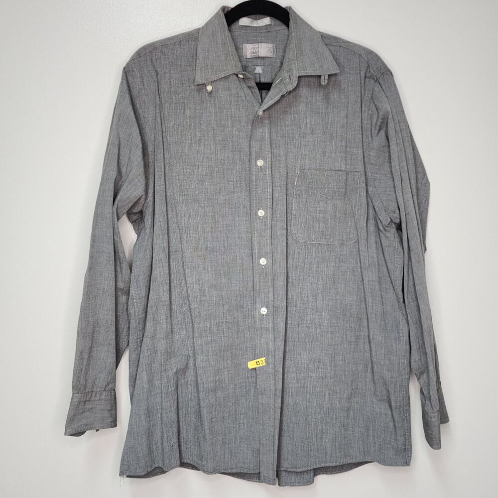 Lord and Taylor Men's Cotton Broadcloth 50's singles size 16 1/2 34/35